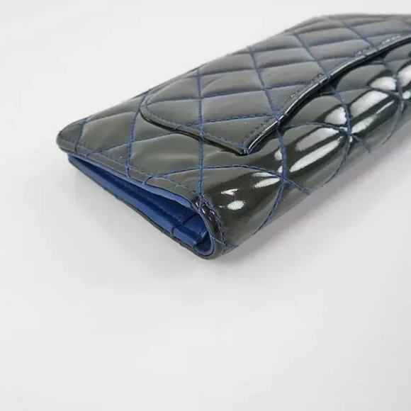 Authentic CHANEL Green Quilted Patent Leather CC Long Wallet Coin Purse